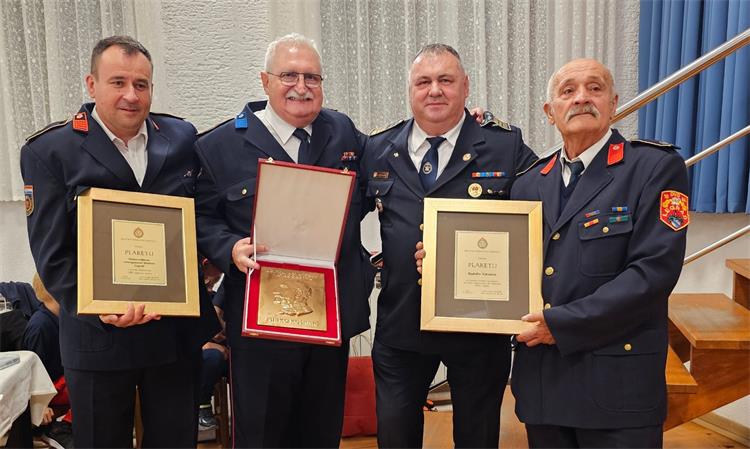 Slika /slike/cc9b0536-f595-4e37-bb98-9a06bcf7a319 (1).jpg